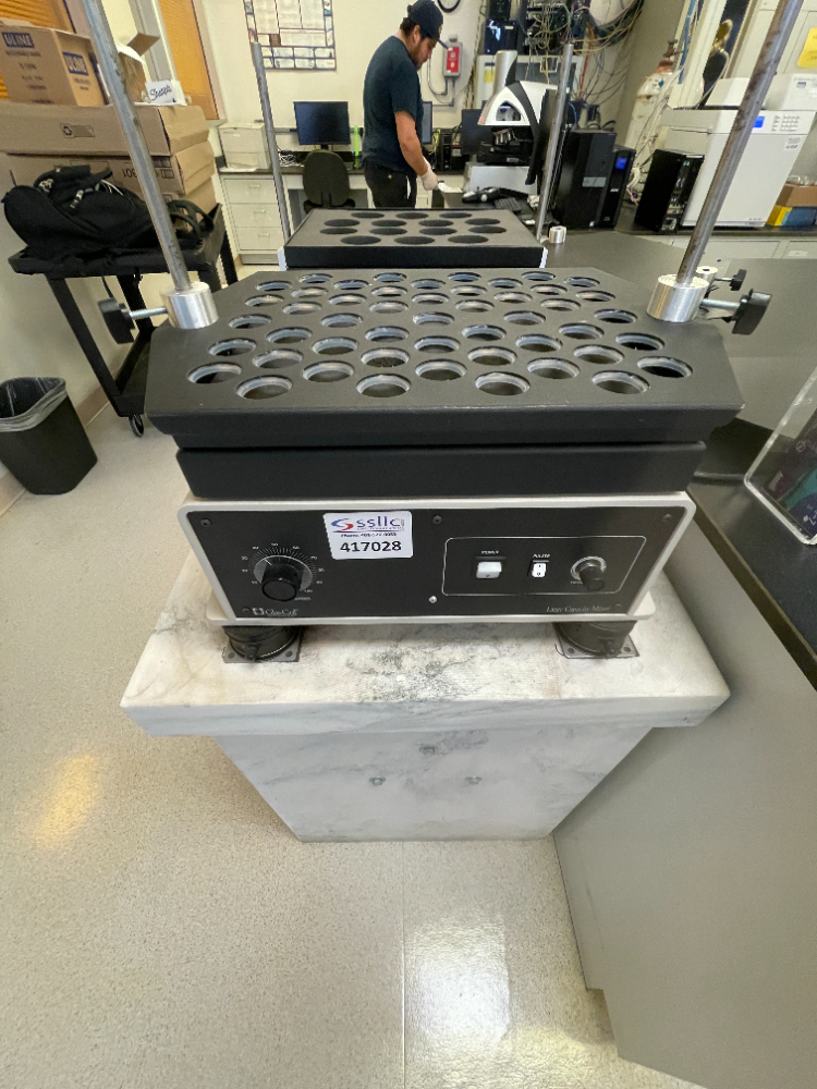 Image of Glas-Col Large Capacity Orbital Shaker